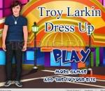 Облечи Трой Ларкин Troy Larkin dress up